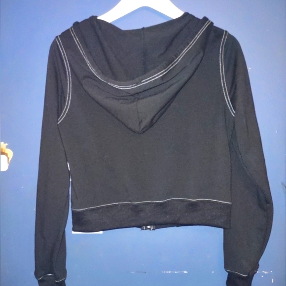 Y2K Women's Black Zip-Up Hoodie with White Stitching - Picture 5 of 6